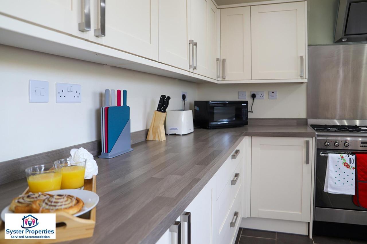 Syster Properties Serviced Accommodation Leicester 5 Bedroom House Glen View ภายนอก รูปภาพ