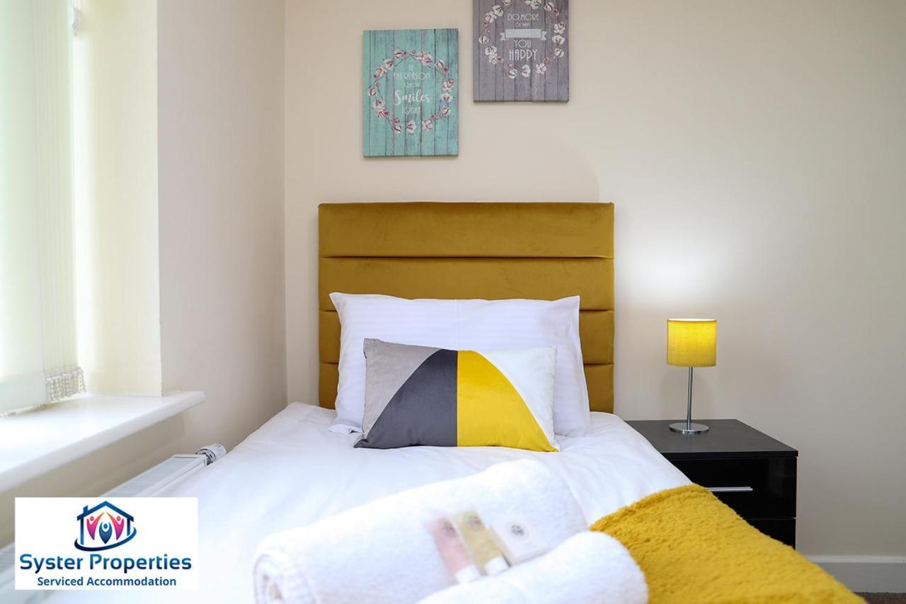 Syster Properties Serviced Accommodation Leicester 5 Bedroom House Glen View ภายนอก รูปภาพ