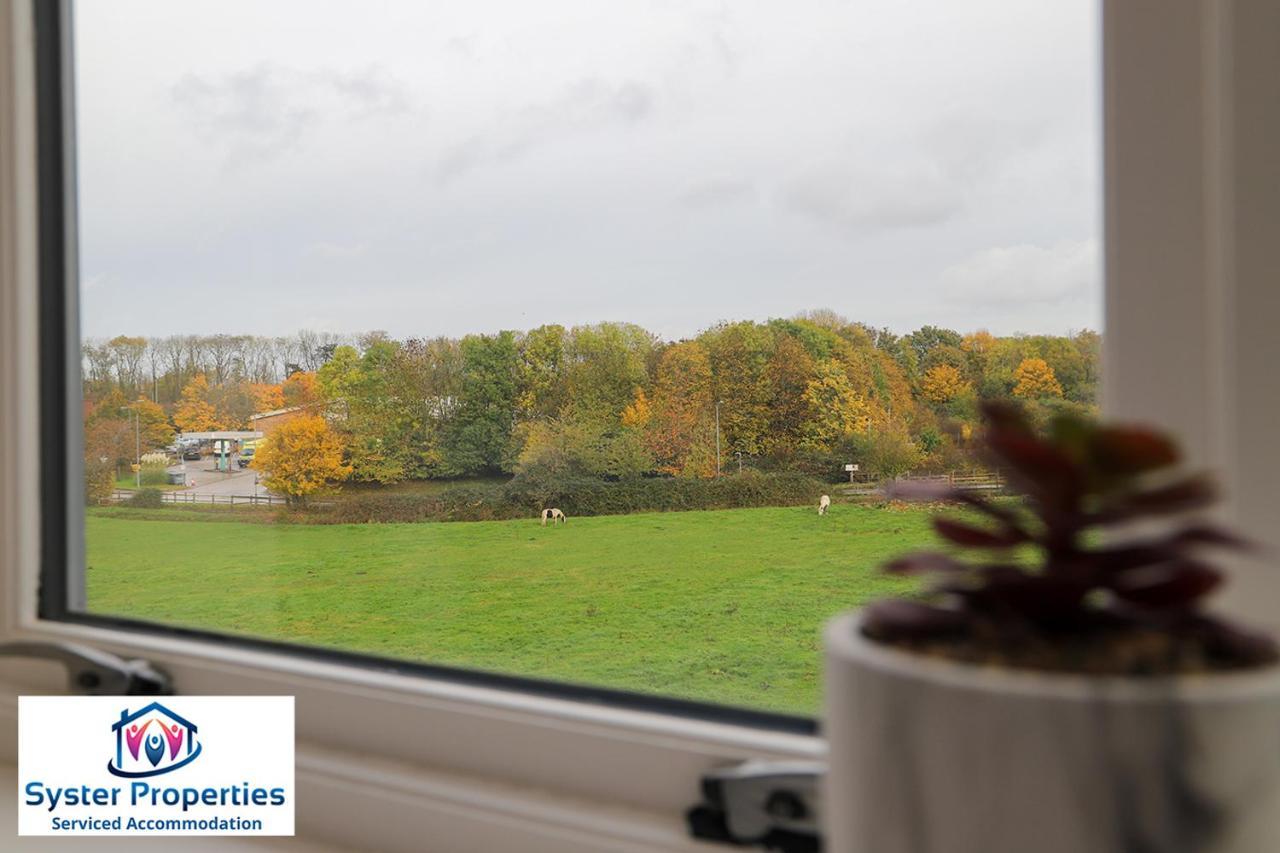 Syster Properties Serviced Accommodation Leicester 5 Bedroom House Glen View ภายนอก รูปภาพ