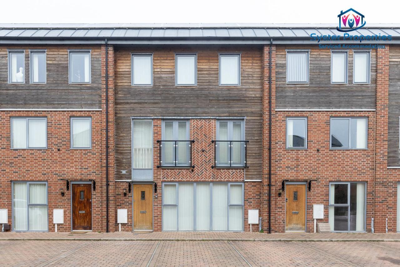 Syster Properties Serviced Accommodation Leicester 5 Bedroom House Glen View ภายนอก รูปภาพ
